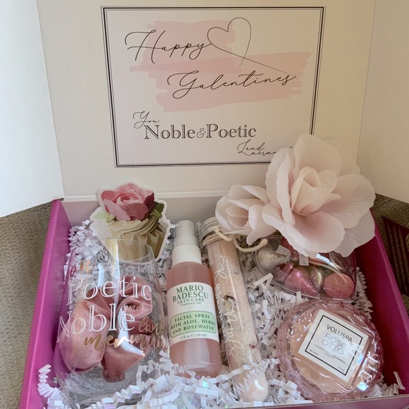 Galentines Gift BoxSelf care gift box